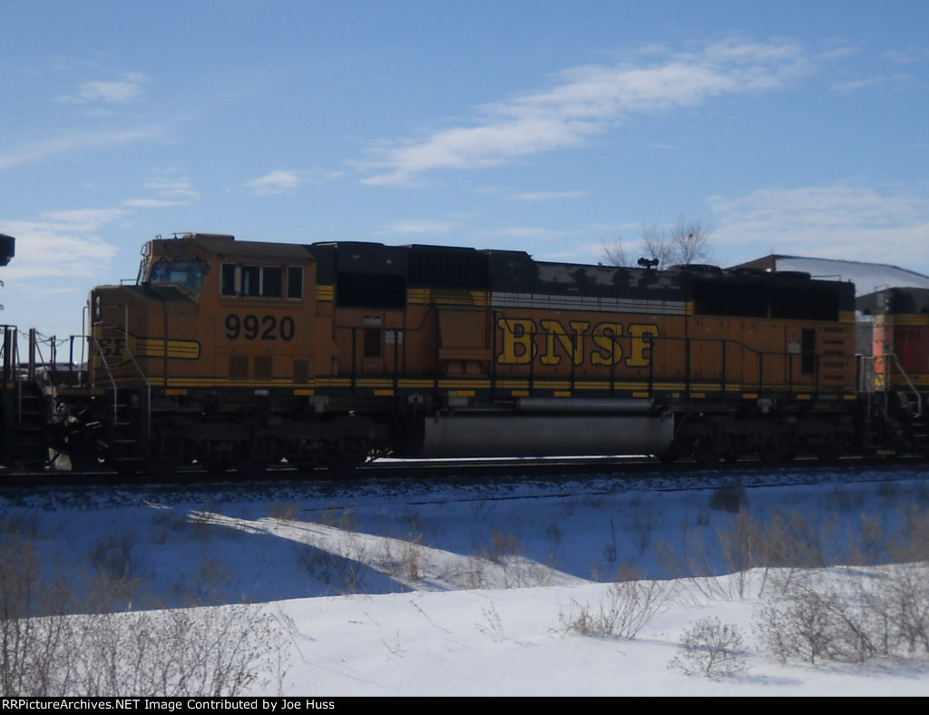 BNSF 9920